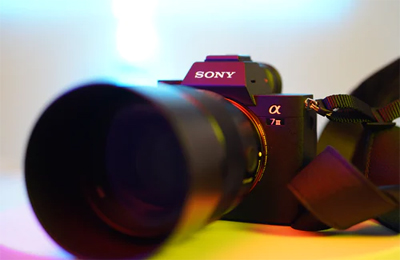 上海宣传片拍摄——用影像讲好品牌故事，让城市与企业共同发声