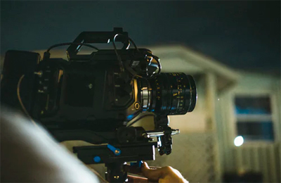 广告片拍摄公司——让品牌表达更有力量的视觉引擎