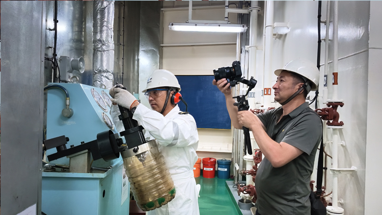 国航远洋企业宣传片摄制组迎难而上,台风与坠海险境中完成极限拍摄 国航远洋企业宣传片摄制组迎难而上,台风与坠海险境中完成极限拍摄